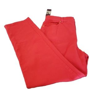 NWT Gloria Vanderbilt  Amanda  Tapered Jeans Size 16